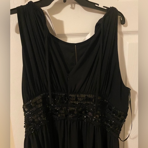 Jessica Black Sequin Dress - Picture 2 of 4